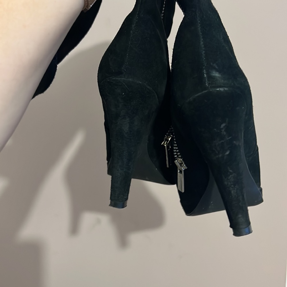 Suede heeled boots - Picture 2 of 6